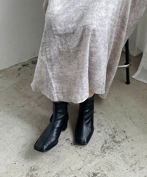 CAPRICIEUX LE'MAGE（カプリシューレマージュ）の「アウトステッチショートブーツ（ブーツ・レディース・ブラック/ベージュ/ライトベージュ・36/37/38）」の21枚目の写真