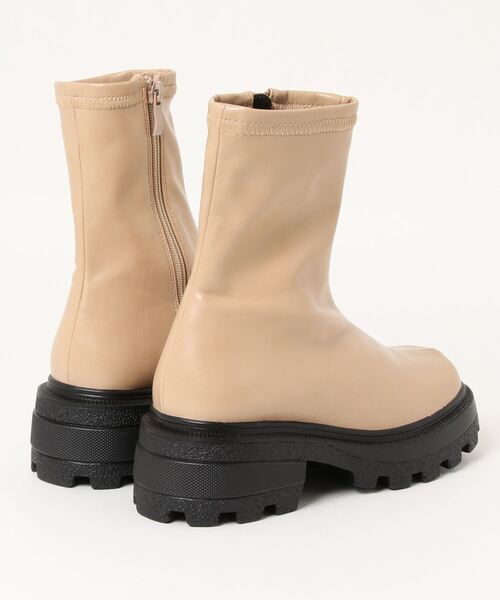 Mafmof（マフモフ）の「Mafmof(マフモフ) ボリュームソールスクエアストレッチ ブーツ（ブーツ・レディース・ベージュ/ブラック系その他/ブラック/ブラウン・L/M/S/LL）」の6枚目の写真