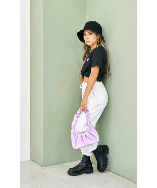 Mafmof（マフモフ）の「Mafmof(マフモフ) ボリュームソールスクエアストレッチ ブーツ（ブーツ・レディース・ベージュ/ブラック系その他/ブラック/ブラウン・L/M/S/LL）」の16枚目の写真