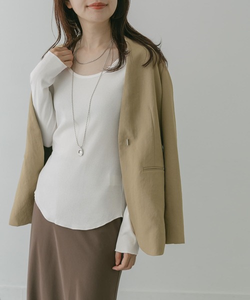 KBF+（ケービーエフプラス）の「KBF+　バックスリットリブインナー∴（Tシャツ/カットソー・レディース・ブラック/オフホワイト/キャメル・ONE）」の2枚目の写真