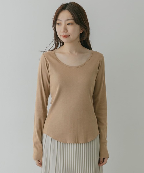 KBF+（ケービーエフプラス）の「KBF+　バックスリットリブインナー∴（Tシャツ/カットソー・レディース・ブラック/オフホワイト/キャメル・ONE）」の14枚目の写真