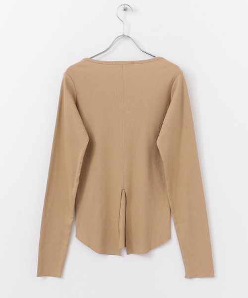 KBF+（ケービーエフプラス）の「KBF+　バックスリットリブインナー∴（Tシャツ/カットソー・レディース・ブラック/オフホワイト/キャメル・ONE）」の9枚目の写真