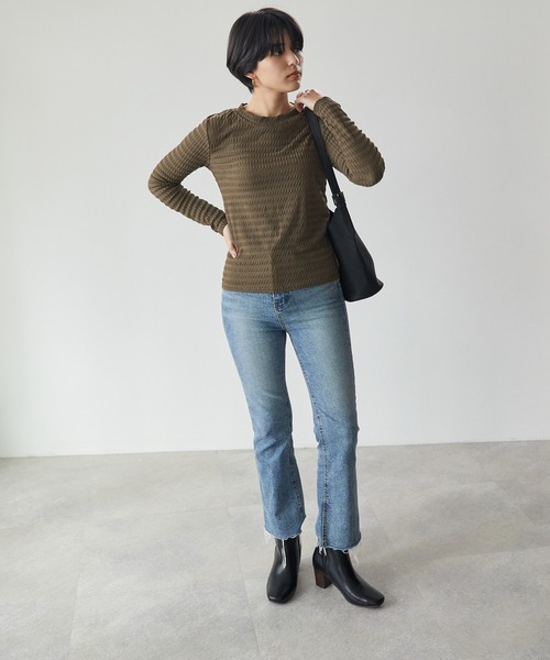 ECRIRE（エクリール）の「ボーダージャガードシアーインナー（Tシャツ/カットソー・レディース・ブラウン/アイボリー・M）」の12枚目の写真