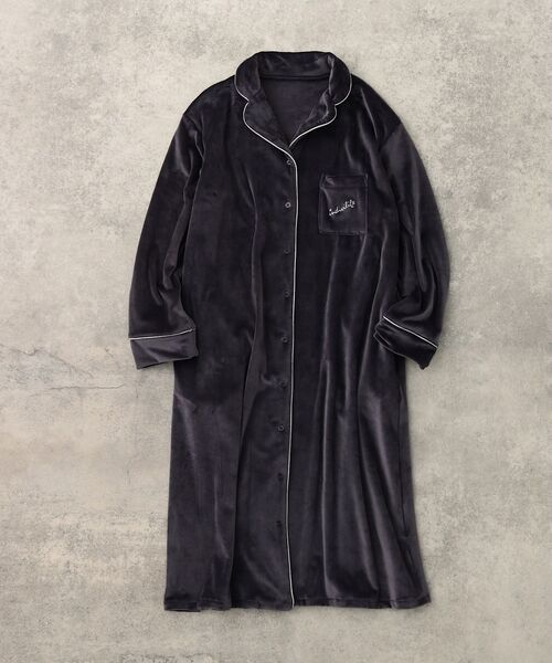 INDIVI（インディヴィ）の「◆【LIFE】ベロアパジャマワンピース（ルームワンピース・レディース・ライトグレー/ネイビー・38）」の4枚目の写真