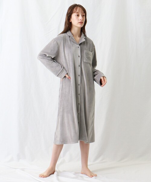 INDIVI（インディヴィ）の「◆【LIFE】ベロアパジャマワンピース（ルームワンピース・レディース・ライトグレー/ネイビー・38）」の14枚目の写真