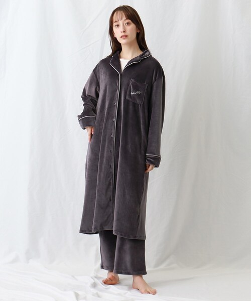 INDIVI（インディヴィ）の「◆【LIFE】ベロアパジャマワンピース（ルームワンピース・レディース・ライトグレー/ネイビー・38）」の17枚目の写真