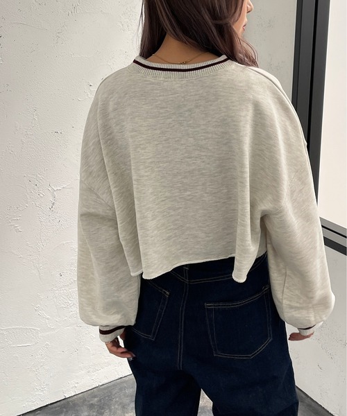 apres jour mignon(アプレジュールミニョン)の「ライン入りショートスウェット【ZOZOTOWN限定アイテム】(スウェット・レディース・グリーン/ブラック/オフホワイト/ナチュラル・X-LARGE/フリー)」の20枚目の写真
