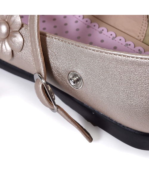 BeBe（ベベ）の「BeBe/フォーマルフラワーモチーフストラップシューズ(17~20cm)（ドレスシューズ・キッズ・ネイビー/ベージュ・19/20/17/18）」の18枚目の写真