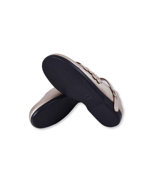 BeBe（ベベ）の「BeBe/フォーマルフラワーモチーフストラップシューズ(17~20cm)（ドレスシューズ・キッズ・ネイビー/ベージュ・19/20/17/18）」の4枚目の写真