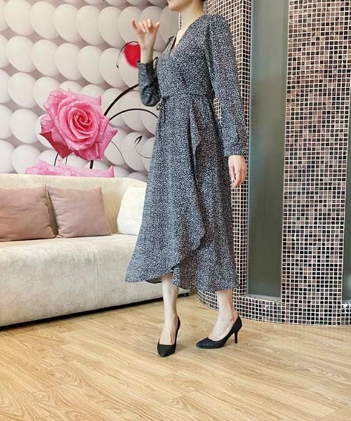 Passion（パッション）の「レトロ小花柄マーメイドワンピース（ワンピース・レディース・ブラック/ブラウン/オフホワイト・S/M/L）」の13枚目の写真