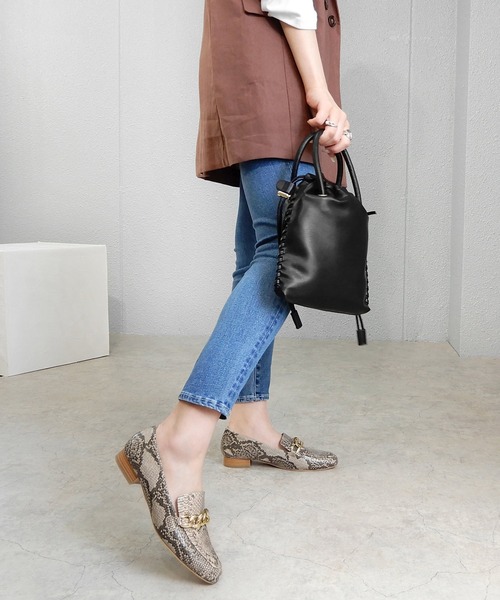 minia(ミニア)の「かがりステッチ2WAYバッグ<巾着・ショルダー>(ショルダーバッグ・レディース・グリーン/アイボリー/シルバー/ブラック・FREE)」の12枚目の写真