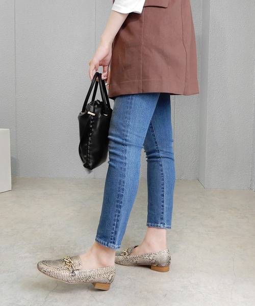 minia(ミニア)の「かがりステッチ2WAYバッグ<巾着・ショルダー>(ショルダーバッグ・レディース・グリーン/アイボリー/シルバー/ブラック・FREE)」の13枚目の写真