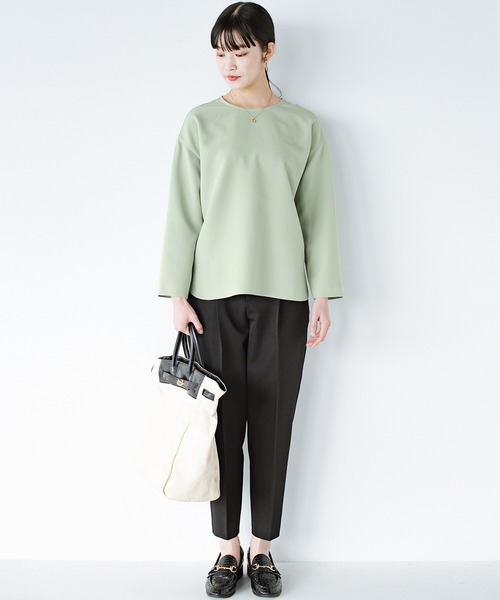 haco!(ハコ)の「ブラウスのきちんと感とTシャツの気軽さのいいとこ取りを実現した便利なシンプルTブラウス by que made me(シャツ/ブラウス・レディース・ホワイト/ベージュ/ミント・SMALL/MEDIUM/LARGE/X-LARGE)」の13枚目の写真