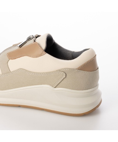 ing（イング）の「センターファスナー厚底スニーカー（スニーカー・レディース・ブラック/アイボリー・23cm/23.5cm/24cm/24.5cm/22.5cm）」の10枚目の写真