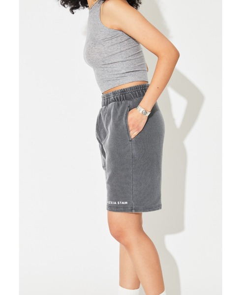 ALEXIA STAM（アリシアスタン）の「Logo Pigment Dyed Shorts/ロゴピグメントダイショーツ（その他パンツ・レディース・チャコールグレー/モカ/グレイッシュベージュ・S/M）」の7枚目の写真