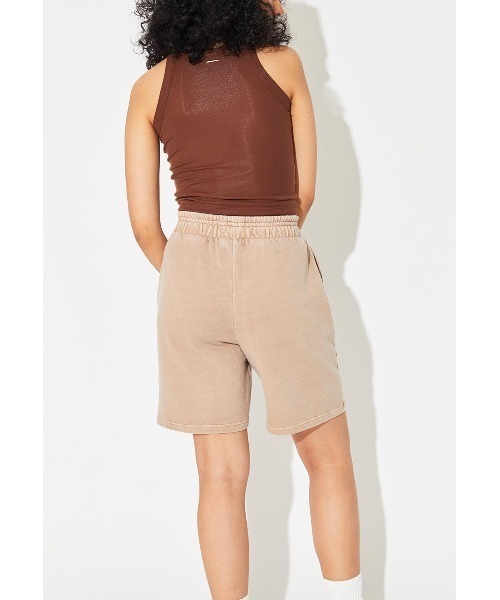 ALEXIA STAM（アリシアスタン）の「Logo Pigment Dyed Shorts/ロゴピグメントダイショーツ（その他パンツ・レディース・チャコールグレー/モカ/グレイッシュベージュ・S/M）」の14枚目の写真