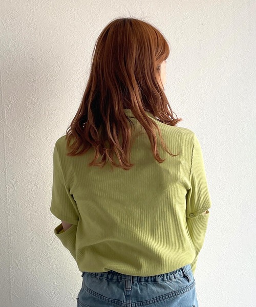 w closet（ダブルクローゼット）の「アームスリットウォーマープルオーバー（ニット/セーター・レディース・オフホワイト/グリーン/ブラック・FREE）」の18枚目の写真