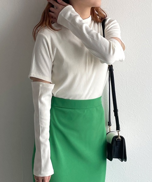 w closet（ダブルクローゼット）の「アームスリットウォーマープルオーバー（ニット/セーター・レディース・オフホワイト/グリーン/ブラック・FREE）」の10枚目の写真