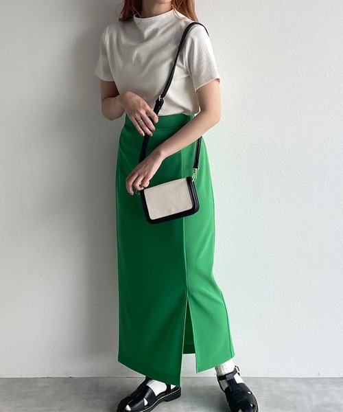 w closet（ダブルクローゼット）の「アームスリットウォーマープルオーバー（ニット/セーター・レディース・オフホワイト/グリーン/ブラック・FREE）」の14枚目の写真