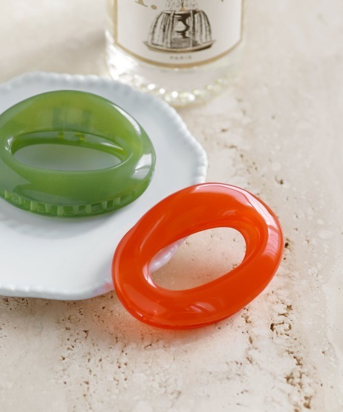 ANEMONE（アネモネ）の「フランス製オーバルミニバンス（バレッタ/ヘアクリップ・レディース・ベージュ/オレンジ/グリーン・FREE）」の3枚目の写真