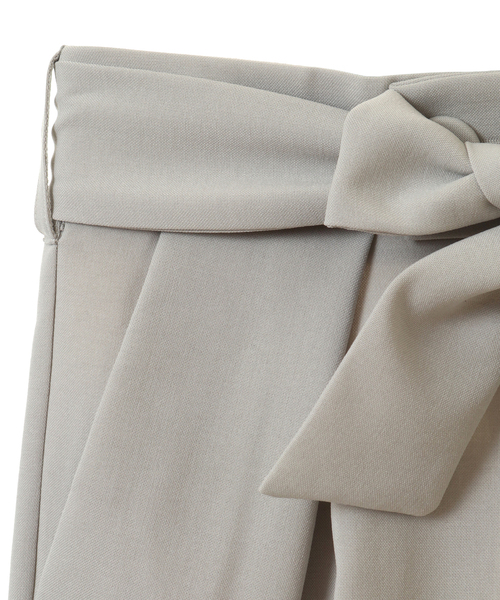 Tiara(ティアラ)の「麻調テーパードパンツ(その他パンツ・レディース・ブラック/グレイッシュベージュ/ライム/ターコイズブルー・S/M/L)」の9枚目の写真