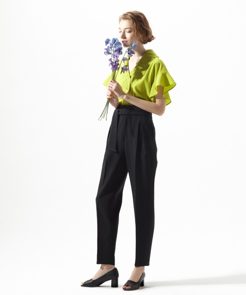 Tiara(ティアラ)の「麻調テーパードパンツ(その他パンツ・レディース・ブラック/グレイッシュベージュ/ライム/ターコイズブルー・S/M/L)」の2枚目の写真