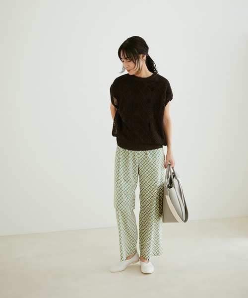 SALON adam et rope'(サロン アダム エ ロペ)の「リバティプリントイージーパンツ(その他パンツ・レディース・ブラック系その他2/オフホワイト/グリーン系その他/ブルー系その他/イエロー系その他4・FREE)」の17枚目の写真