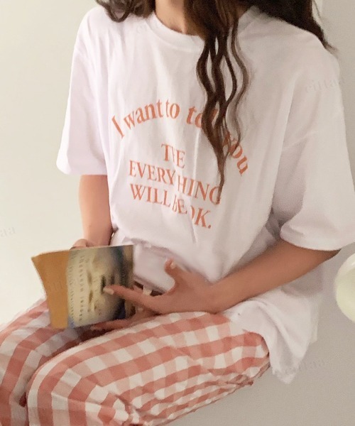 Dalfwin(ダールフィン)の「韓国ファッションEVERYTHINGレタリング半袖Tシャツ(Tシャツ/カットソー・レディース・ホワイト/グレー/クリーム・FREE)」の13枚目の写真