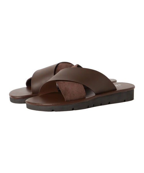 BEAMS HEART（ビームスハート）の「BEAMS HEART / フェイクレザー クロスストラップ サンダル（サンダル・メンズ・ブラック/ダークブラウン・SMALL/MEDIUM/LARGE）」の3枚目の写真