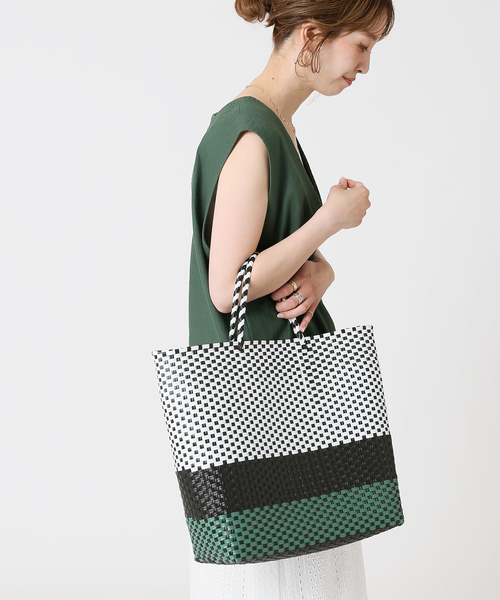 B.C STOCK（ベーセーストック）の「メルカドバッグ（トートバッグ・レディース・ホワイト/ブラック/グリーン/イエロー/ピンク・FREE）」の3枚目の写真