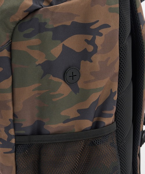 FORECAST(フォーキャスト)の「【FORECAST】アクティブバックパック35L シンプルリュックサック 通勤・通学 旅行 ジム アウトドア キャンプ 9121(バックパック/リュック・メンズ・ブラック/マルチ・FREE)」の12枚目の写真