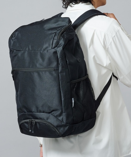FORECAST(フォーキャスト)の「【FORECAST】アクティブバックパック35L シンプルリュックサック 通勤・通学 旅行 ジム アウトドア キャンプ 9121(バックパック/リュック・メンズ・ブラック/マルチ・FREE)」の9枚目の写真