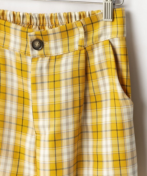 me+em select（ミームセレクト）の「【 9色展開 】チェック柄ハイウエストタックルーズワイドパンツ（スラックス・レディース・ホワイト/ライトグレー/ブラック/パープル/カーキ/ピンク/イエロー/ブルー/ライトブラウン・FREE）」の16枚目の写真