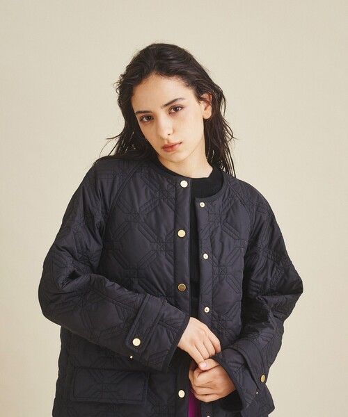 セール】キカ柄ライトキルティングコート（ノーカラーコート）｜GRACE