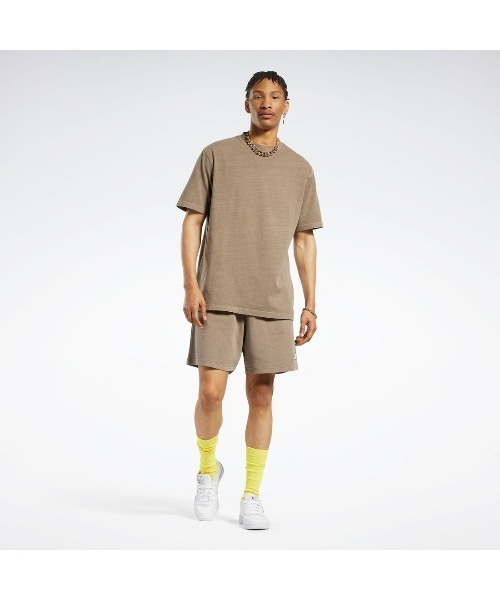Reebok（リーボック）の「クラシックス ナチュラルダイ Tシャツ / Classics Natural Dye Tee（Tシャツ/カットソー・メンズ・グレー/オフホワイト/グレー系その他/イエロー系その他・XX-LARGE/LARGE/X-LARGE/MEDIUM/XXX-LARGE/SMALL/X-SMALL）」の13枚目の写真