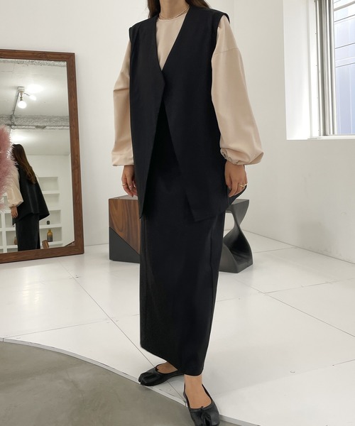 Louere（ルエレ）の「ギャザーボリュームスリーブブラウス（シャツ