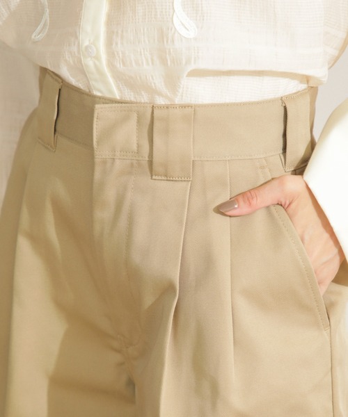 Dickies(ディッキーズ)の「Dickies(R)×ROSE BUD 別注ハーフパンツ(その他パンツ・レディース・ネイビー/ベージュ・MEDIUM/SMALL)」の7枚目の写真