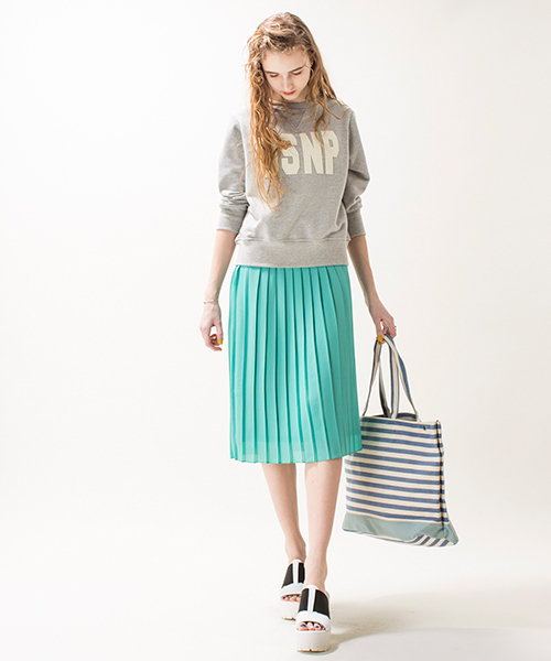 mystic（ミスティック）の「ワッペンスウェット（Tシャツ/カットソー・レディース・オフホワイト/グレー/ブルー・ﾌﾘ-）」の12枚目の写真