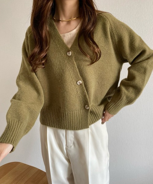 SATUR ベージュ Vネック セーター ボタン付き IRADOWL（アイラドール） ニット セーター 金具ボタンVネックニット