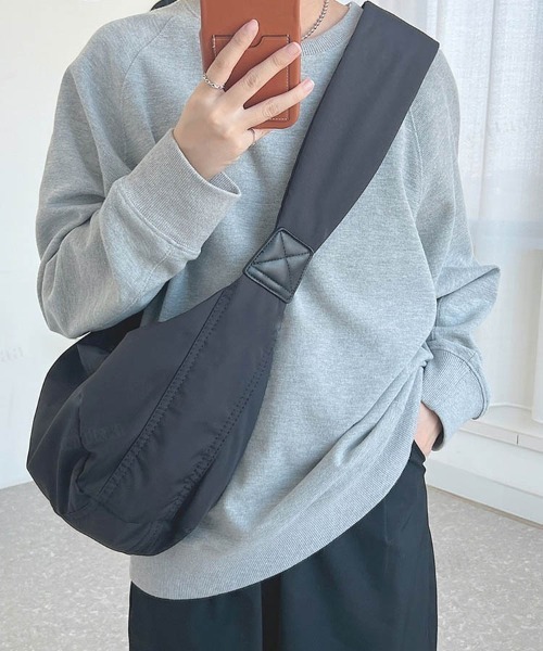 Dalfwin（ダールフィン）の「ななめがけワイドベルトショルダーボディバッグ（ショルダーバッグ・レディース・ホワイト/ブラック・ONE SIZE）」の17枚目の写真