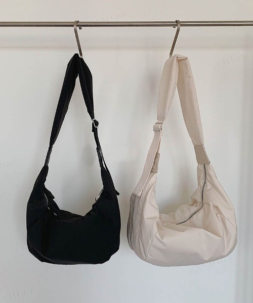 Dalfwin（ダールフィン）の「ななめがけワイドベルトショルダーボディバッグ（ショルダーバッグ・レディース・ホワイト/ブラック・ONE SIZE）」の20枚目の写真