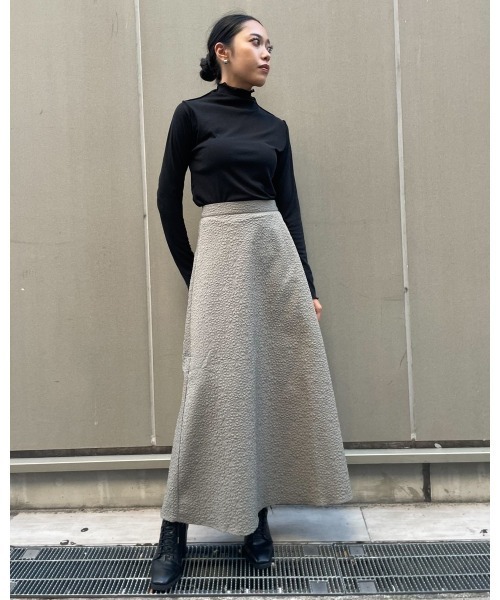 LiSeek（リシーク）の「【LiSeeK】花柄エンボススカート（スカート・レディース・ブラック/ベージュ/カーキ・FREE）」の12枚目の写真