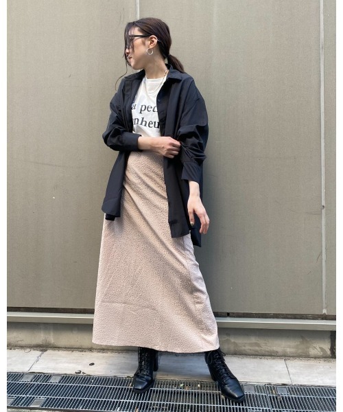 LiSeek（リシーク）の「【LiSeeK】花柄エンボススカート（スカート・レディース・ブラック/ベージュ/カーキ・FREE）」の16枚目の写真