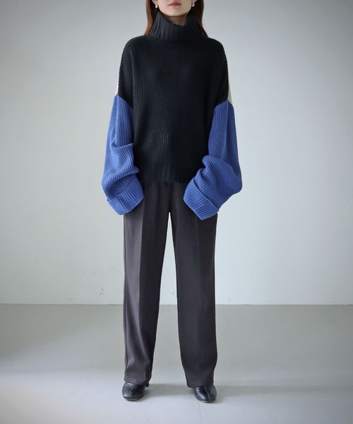 cheriella（シェリエラ）の「【cheriella】WEB限定配色片畦ワイドスリーブプルオーバー WEB LIMITED CONTRAST RIB WIDE SLEEVE PULLOVER（ニット/セーター・レディース・ブラック/パープル/アイボリー/チャコールグレー・M）」の5枚目の写真