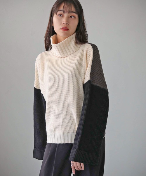cheriella（シェリエラ）の「【cheriella】WEB限定配色片畦ワイドスリーブプルオーバー WEB LIMITED CONTRAST RIB WIDE SLEEVE PULLOVER（ニット/セーター・レディース・ブラック/パープル/アイボリー/チャコールグレー・M）」の12枚目の写真