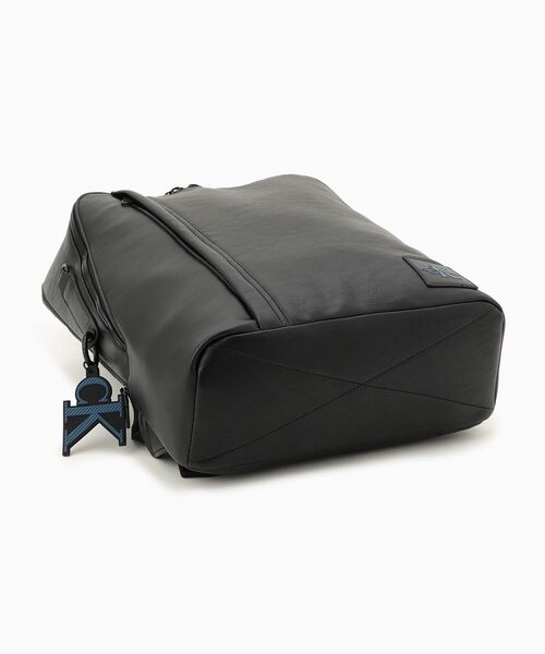 Calvin Klein（カルバン・クライン）の「タゲットミニマルバック