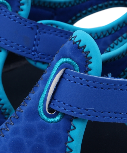 SHIPS（シップス）の「NIKE:LITTLE SUNRAY PROTECT TD(12～16㎝)（サンダル・キッズ・グリーン/ブルー・15 /16/14/12/13）」の8枚目の写真