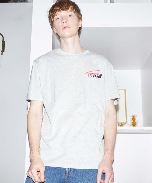 tommy jeans(トミー ジーンズ)の「【オンライン限定】シグネチャーロゴTシャツ(Tシャツ/カットソー・メンズ・ブラック/グレー/レッド/ホワイト/ブルー・SMALL/MEDIUM/LARGE/X-LARGE/XX-LARGE)」の16枚目の写真