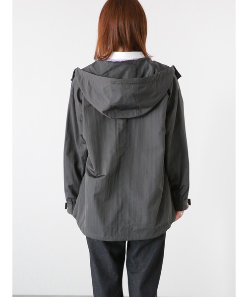 Lugnoncure（ルノンキュール）の「撥水加工マウンテンパーカー（マウンテンパーカー・レディース・ベージュ/チャコール/カーキ・ﾌﾘ-）」の11枚目の写真