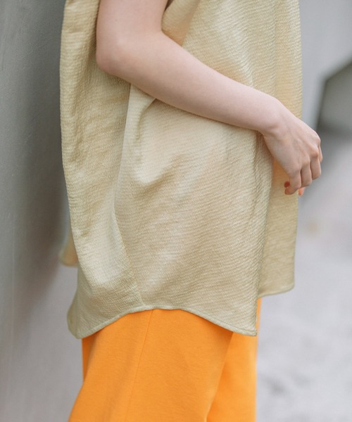 Munich（ミューニック）の「アンティークサテンフレンチスリーブトップス（シャツ/ブラウス・レディース・イエロー/ブラック/グレイッシュブルー・FREE）」の15枚目の写真